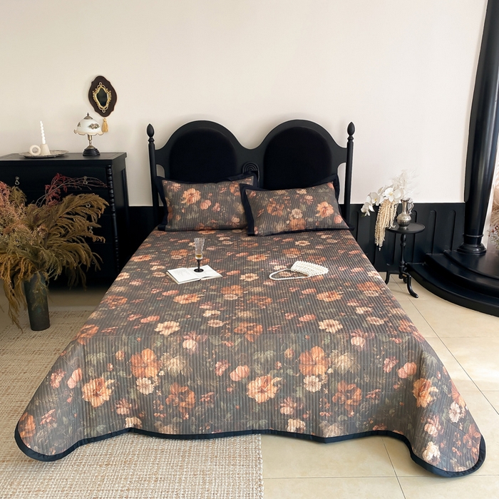 91家纺网 家纺一手货源 找家纺 由有家居 2025新品多功能A类双面棉麻数码印花绗缝夹棉床盖三件套 墨香