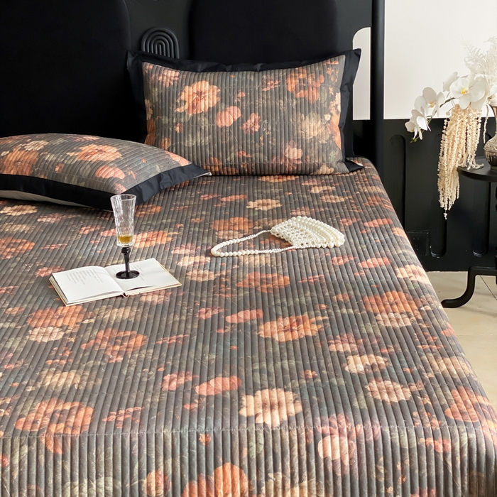 91家纺网 家纺一手货源 找家纺 由有家居 2025新品多功能A类双面棉麻数码印花绗缝夹棉床盖三件套 墨香