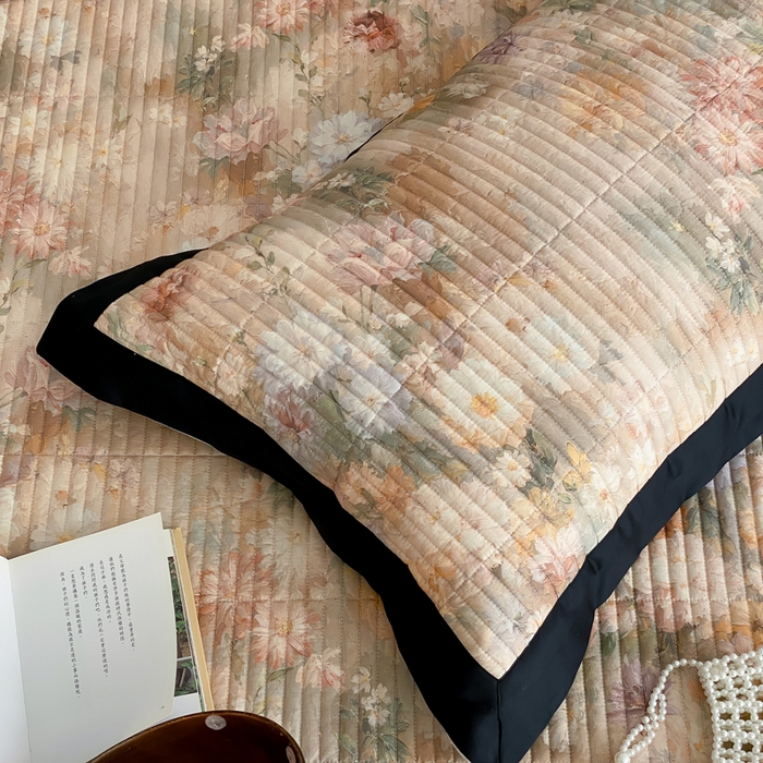 91家纺网 家纺一手货源 找家纺 由有家居 2025新品多功能A类双面棉麻数码印花绗缝夹棉床盖三件套 锦绣