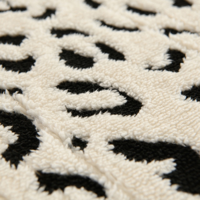 91家纺网 家纺一手货源 找家纺 （总）圣楚家纺 2025新款豹纹羊羔绒双层毯