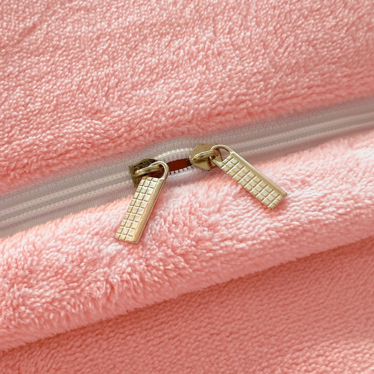 91家纺网 家纺一手货源 找家纺 （总）壹张床 2025新款高克重牛奶绒纯色四件套