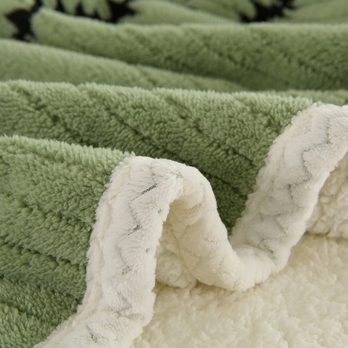 91家纺网 家纺一手货源 找家纺 圣楚家纺 2025新款豹纹羊羔绒双层毯 杉影茶绿