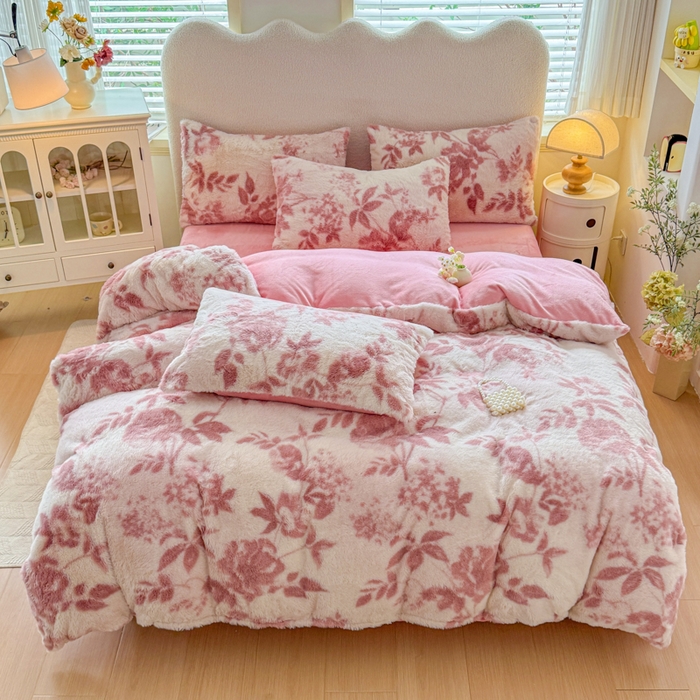 91家纺网 家纺一手货源 找家纺 小叮当家纺仓储工厂店 2025新款印花美拉德兔毛印花单被套 被套单件 花间粉