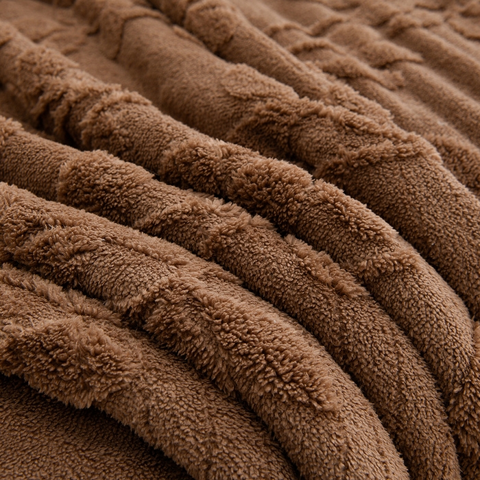 91家纺网 家纺一手货源 找家纺 圣楚家纺 2025新款塔芙绒叶语双层毯 叶语咖