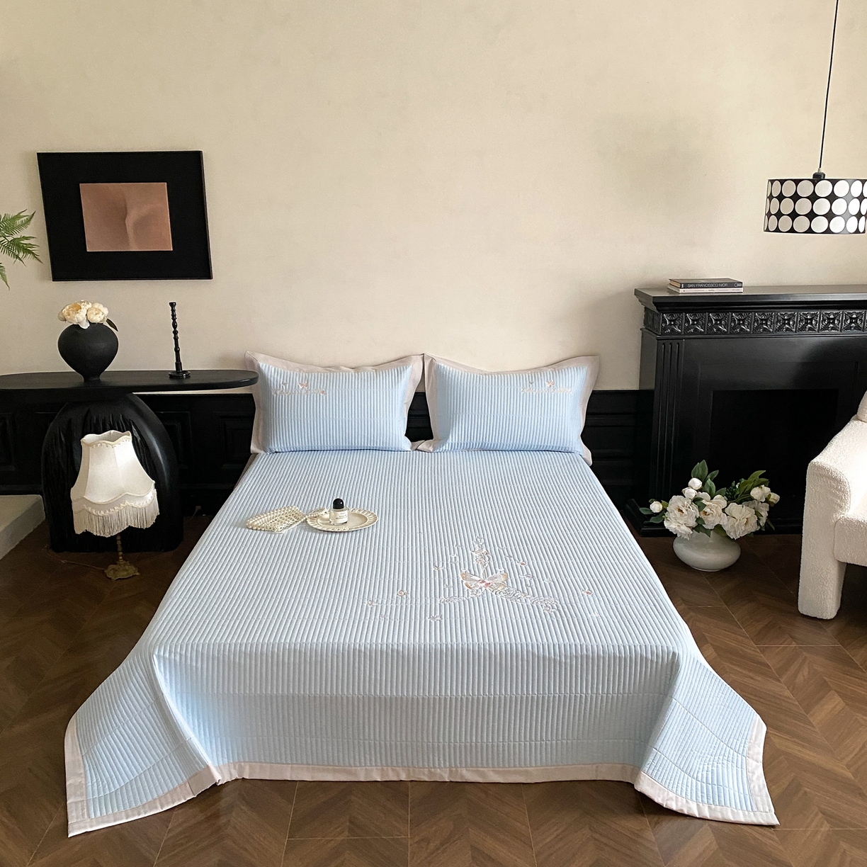 91家纺网 家纺一手货源 找家纺 由有家居 2025新品A类50S双股全棉磨毛绣花床盖三件套 晚意蓝