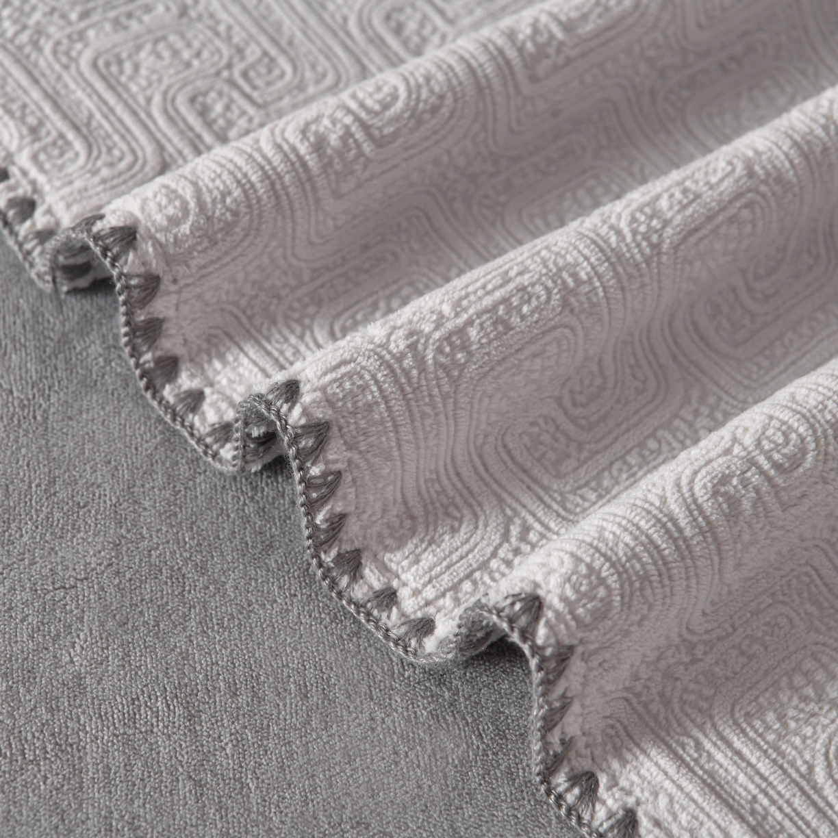 91家纺网 家纺一手货源 找家纺 （总）菡宝2025新款工艺款贝壳边雕花绒简约良品风牛奶绒四件套-梵西系列 支持定做定制尺寸