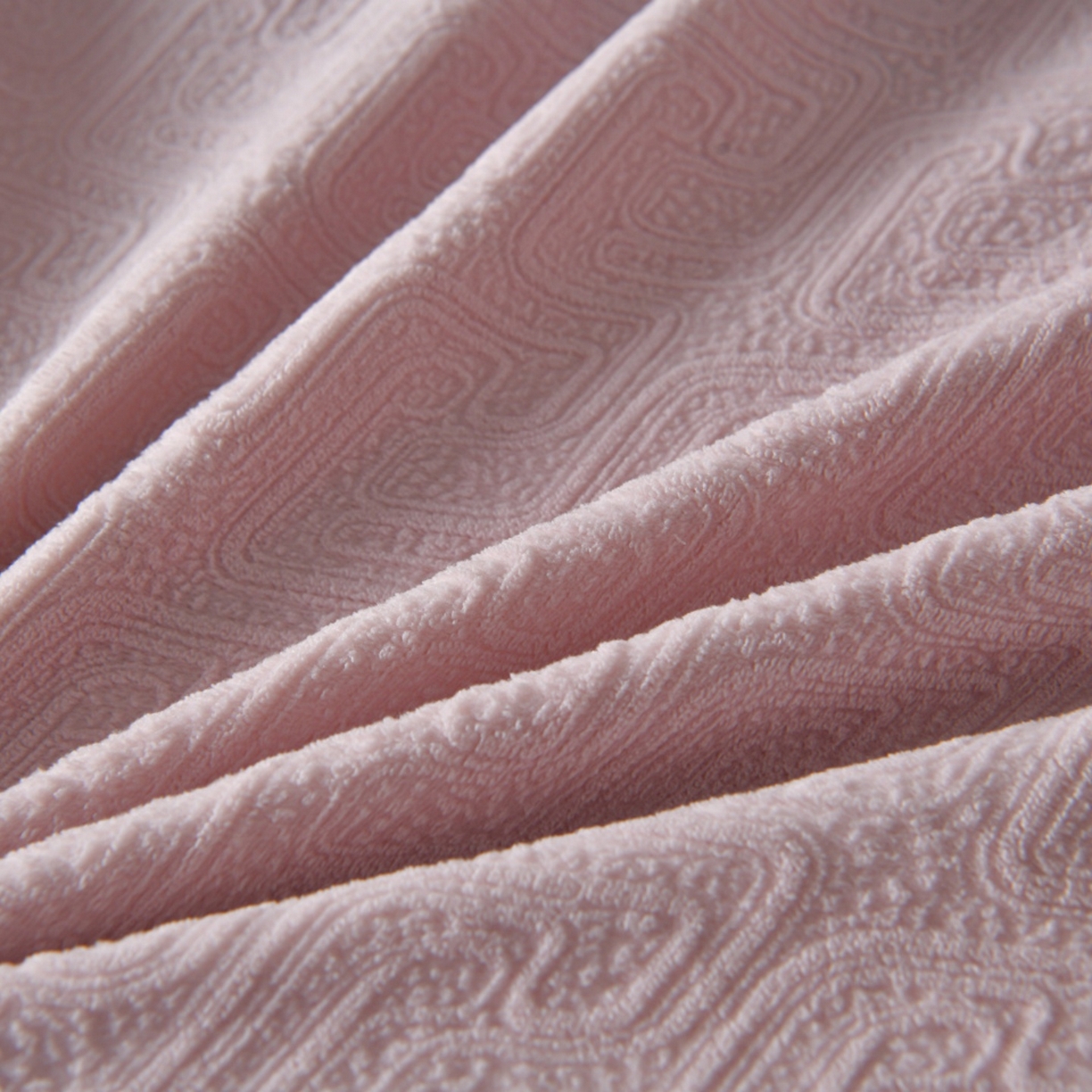 91家纺网 家纺一手货源 找家纺 菡宝2025新款工艺款贝壳边雕花绒简约良品风牛奶绒四件套-梵西系列 支持定做定制尺寸 梵西紫