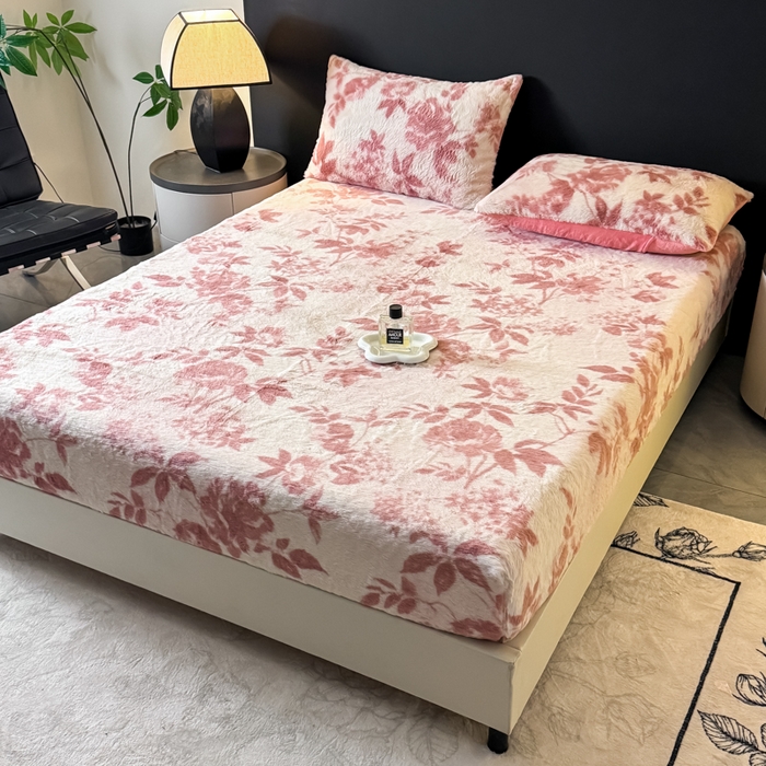 91家纺网 家纺一手货源 找家纺 小叮当家纺仓储工厂店 2025新款印花兔毛绒高克重单床笠 床笠单件 床笠-花间粉