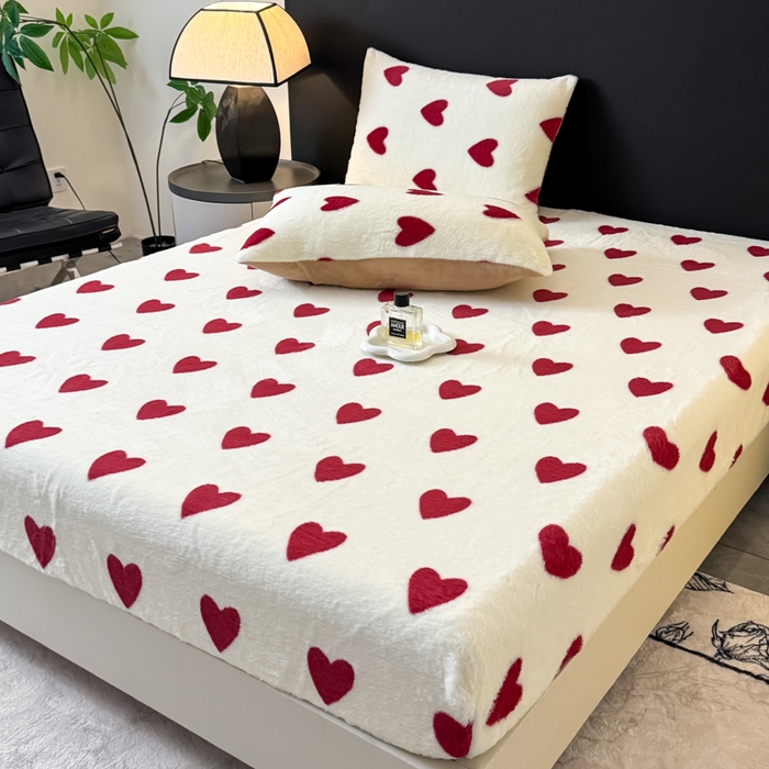 91家纺网 家纺一手货源 找家纺 小叮当家纺仓储工厂店 2025新款印花兔毛绒高克重单床笠 床笠单件 床笠-红色爱心