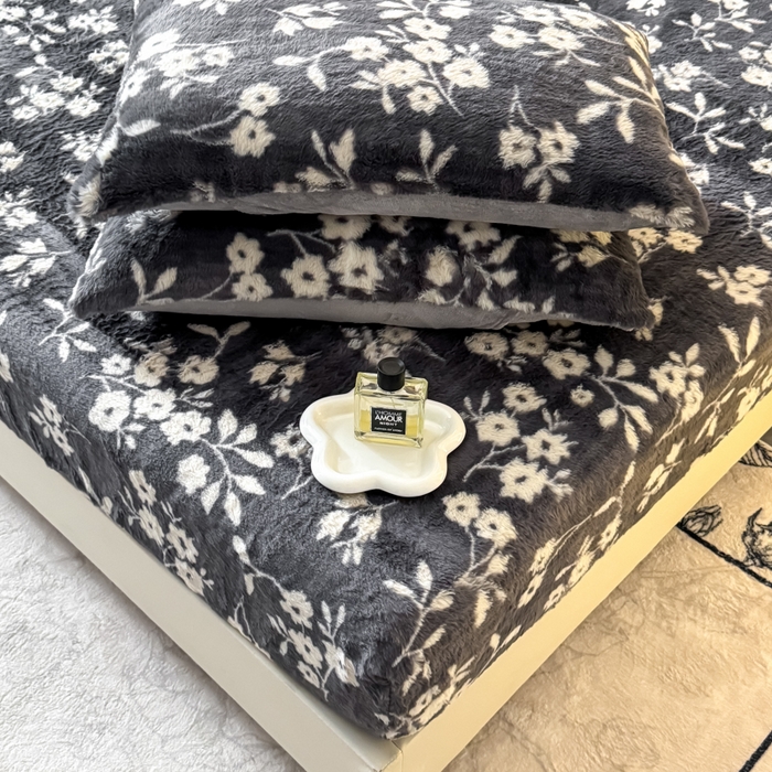 91家纺网 家纺一手货源 找家纺 小叮当家纺仓储工厂店 2025新款印花兔毛绒高克重单床笠 床笠单件 床笠-莫奈花园