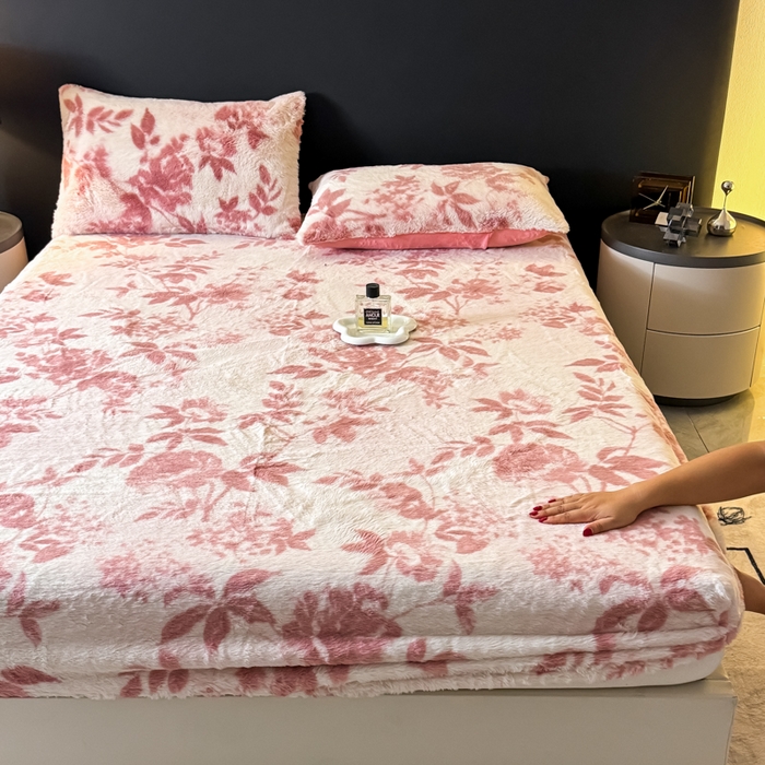 91家纺网 家纺一手货源 找家纺 小叮当家纺仓储工厂店 2025新款印花兔毛绒高克重单床笠 床笠单件 床笠-花间粉