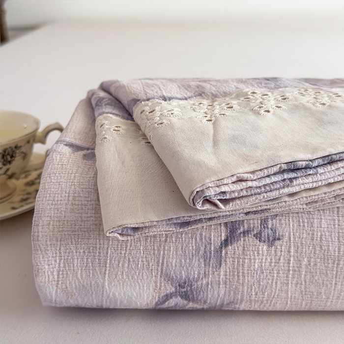 91家纺网 家纺一手货源 找家纺 丝芙妮家居（原乐视家纺） 2025新款全棉纯棉蕾丝花边原麻单件床单单品床单 暗香疏影