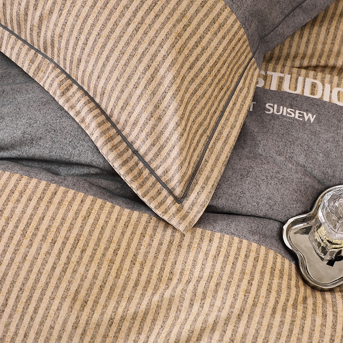 91家纺网 家纺一手货源 找家纺 贝兰仙奴 2025新款亲肤舒适全棉磨毛多规格系列单枕套 贝尔湖畔