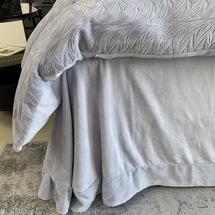 91家纺网 家纺一手货源 找家纺 （总）奈萝家纺 2025新款雕花绒高克重牛奶绒四件套-流年系列