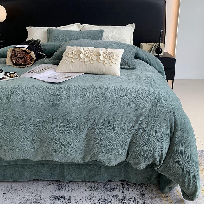 91家纺网 家纺一手货源 找家纺 （总）奈萝家纺 2025新款雕花绒高克重牛奶绒四件套-流年系列