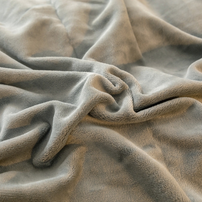 91家纺网 家纺一手货源 找家纺 ONE TWO ONE 121 2025新款高克重牛奶绒纽扣款纽扣大宽边系列四件套风格三 纽扣大宽边-深灰