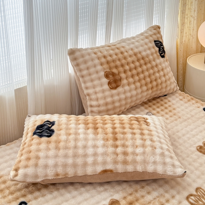 91家纺网 家纺一手货源 找家纺 小叮当家纺仓储工厂店 2025新款兔兔绒牛奶绒印花单床笠 床笠单件 床笠-爱心咖