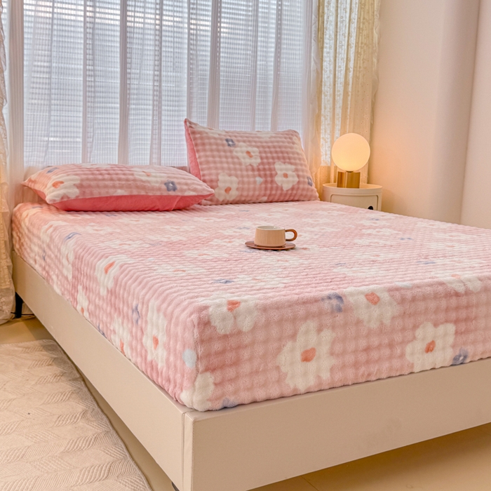 91家纺网 家纺一手货源 找家纺 小叮当家纺仓储工厂店 2025新款兔兔绒牛奶绒印花单床笠 床笠单件 床笠-花朵粉