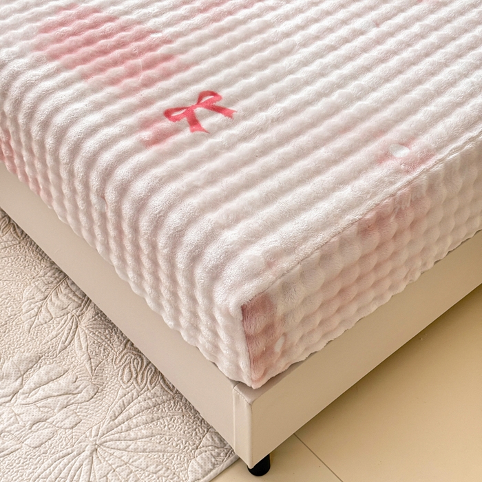 91家纺网 家纺一手货源 找家纺 小叮当家纺仓储工厂店 2025新款兔兔绒牛奶绒印花单床笠 床笠单件 床笠-蝴蝶结粉色