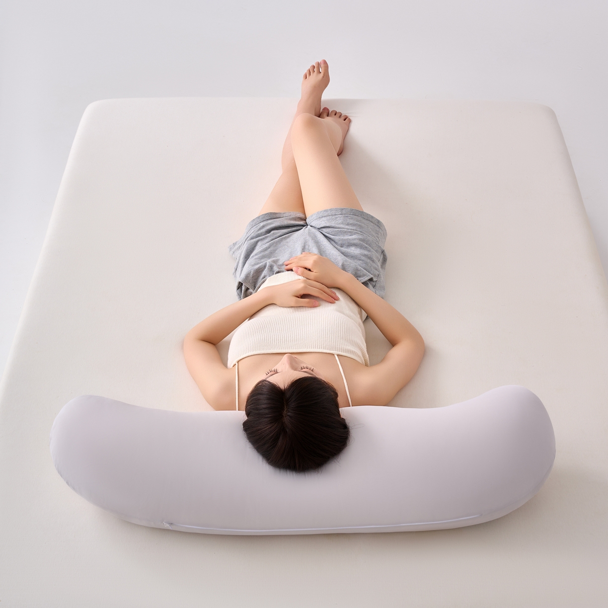 91家纺网 家纺一手货源 找家纺 （总）明星枕业 2025新款朵朵同款星球深睡夹腿抱枕成人女生孕妇长条海马护腰枕可拆洗靠枕