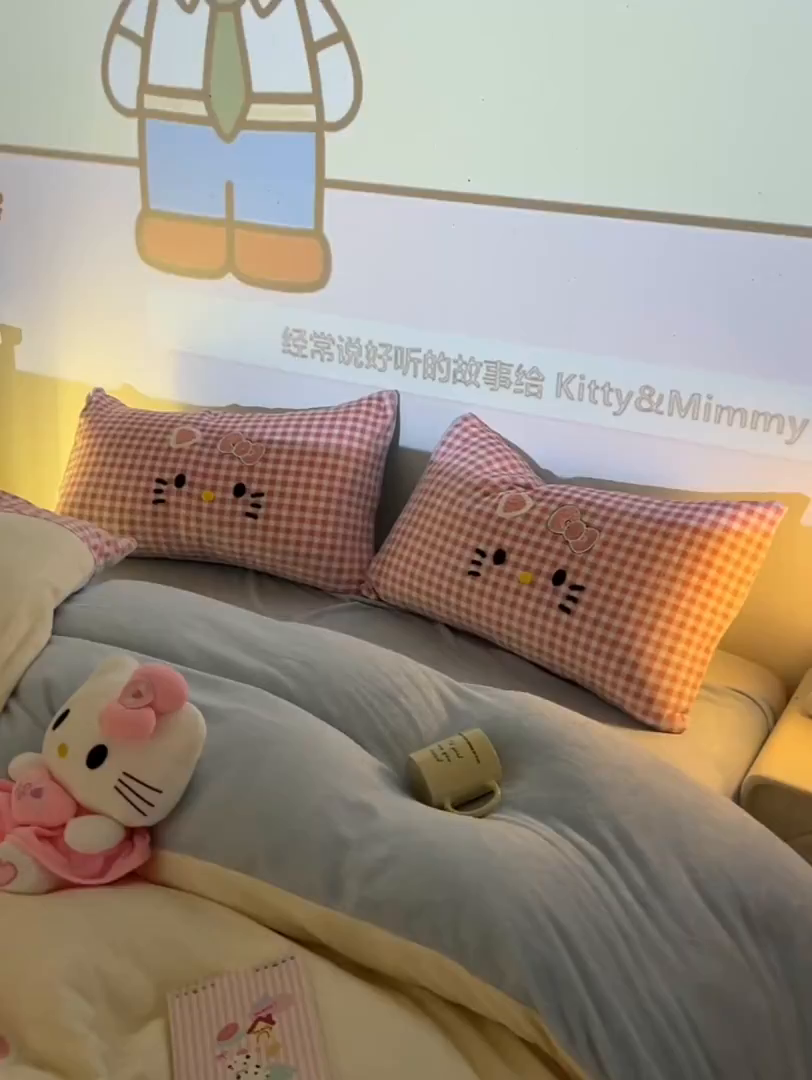 91家纺网 家纺一手货源 找家纺 （总）子钦家纺 2025新款加厚牛奶绒可爱猫咪毛巾绣床单床笠四件套-可爱猫咪