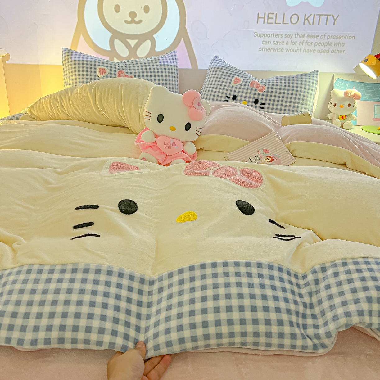 91家纺网 家纺一手货源 找家纺 子钦家纺 2025新款加厚牛奶绒可爱猫咪毛巾绣床单床笠四件套-可爱猫咪 可爱猫咪-蓝格