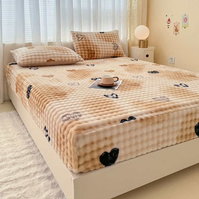 91家纺网 家纺一手货源 找家纺 小叮当家纺仓储工厂店 2025新款兔兔绒牛奶绒印花单床笠 床笠单件 床笠-爱心咖