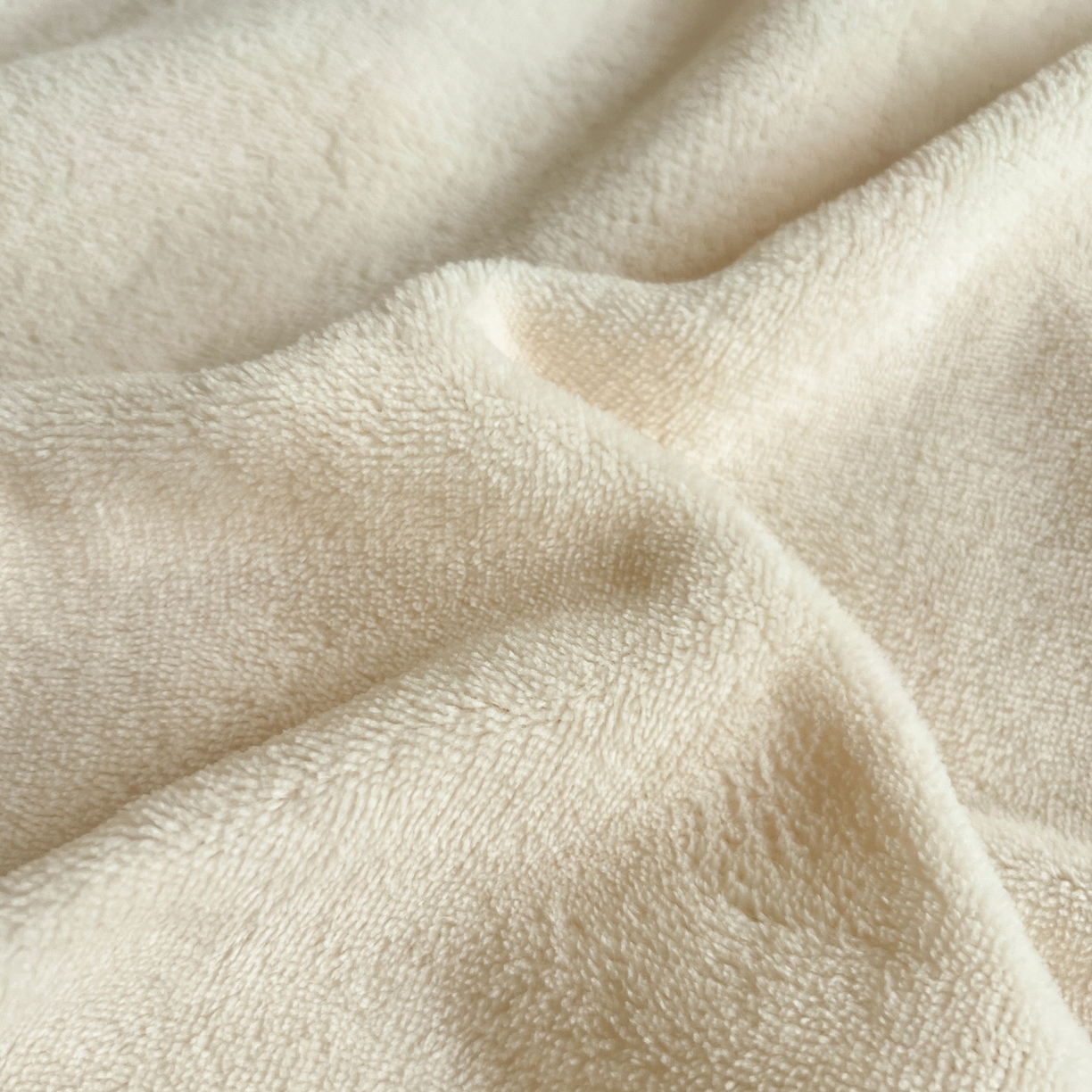 91家纺网 家纺一手货源 找家纺 凯洛奇 2025新款牛奶绒毛巾绣系列四件套-斑马先生（提供买家秀） 斑马先生-米黄咖