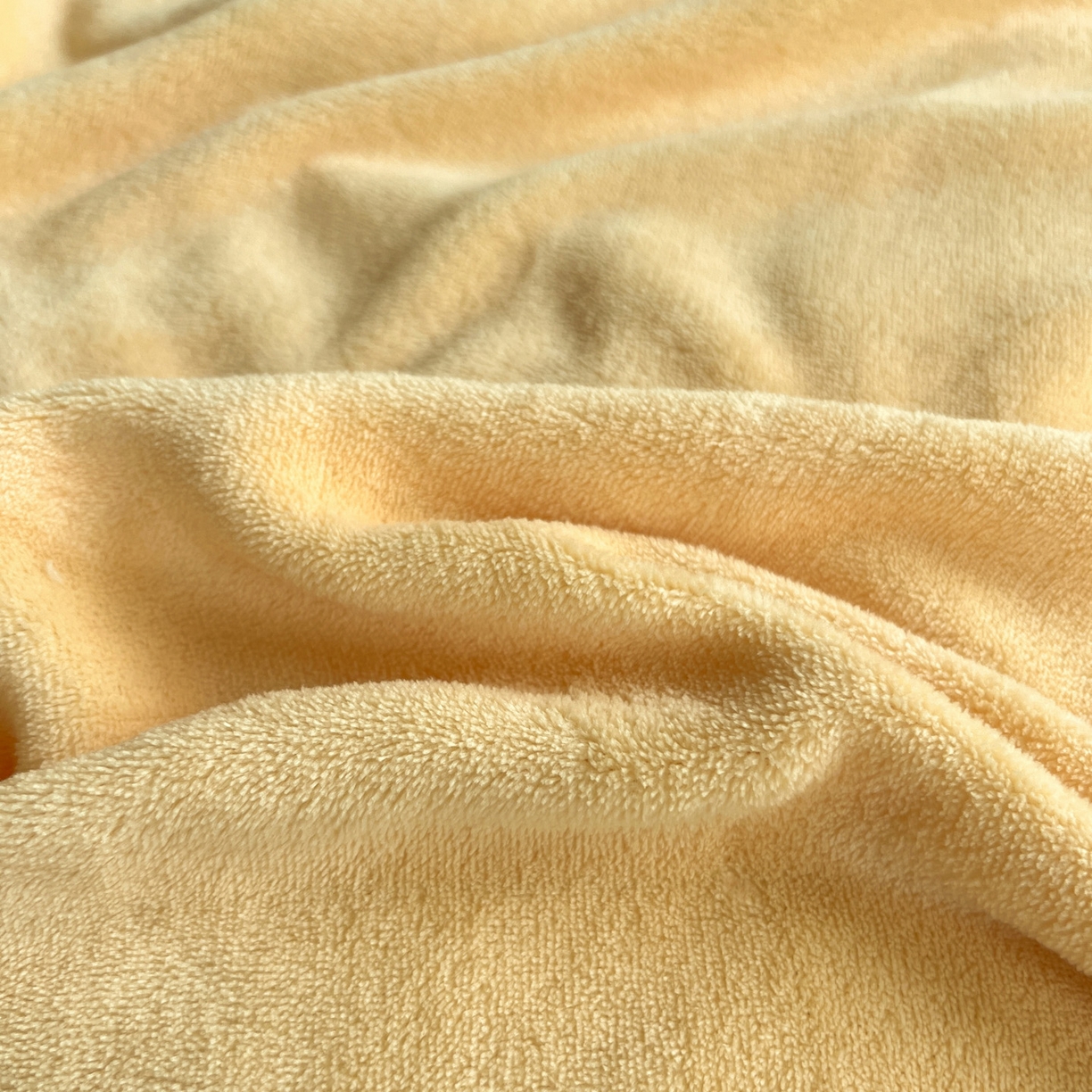 91家纺网 家纺一手货源 找家纺 凯洛奇 2025新款牛奶绒毛巾绣系列四件套-斑马先生（提供买家秀） 斑马先生-柠檬黄