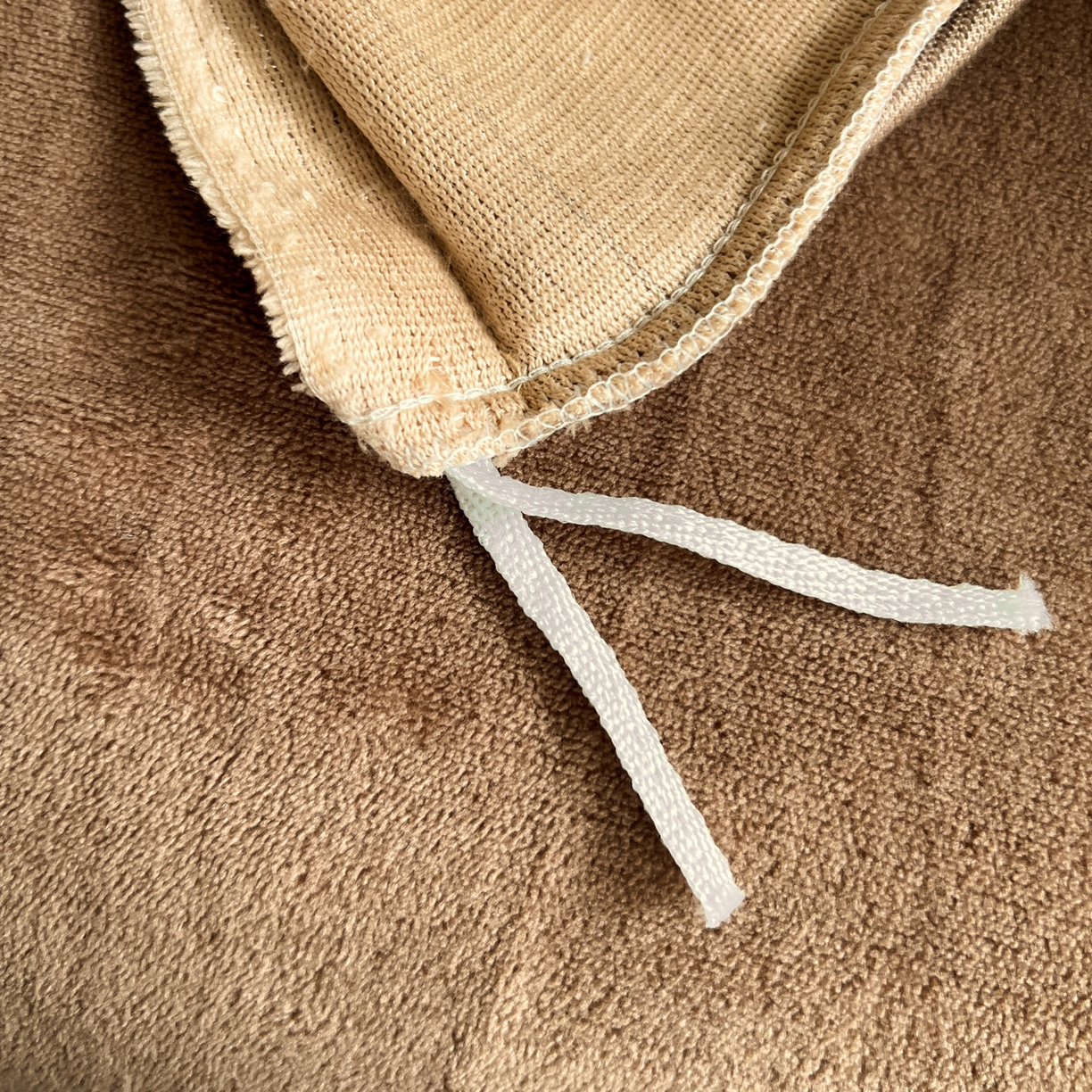 91家纺网 家纺一手货源 找家纺 凯洛奇 2025新款牛奶绒毛巾绣系列四件套-斑马先生（提供买家秀） 斑马先生-咖啡