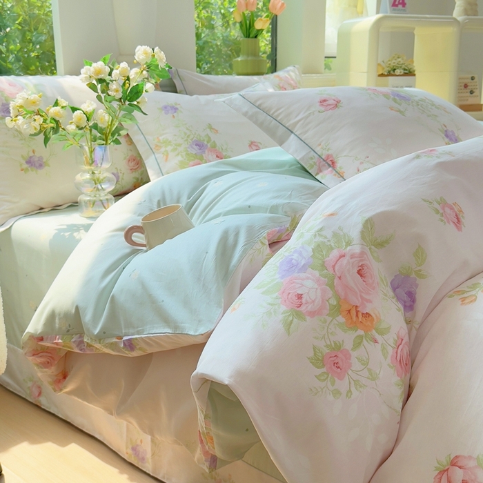 91家纺网 家纺一手货源 找家纺 （总）铭博家纺 2025新款直播爆款全棉纯棉四件套 吊边一字绣工艺款四件套