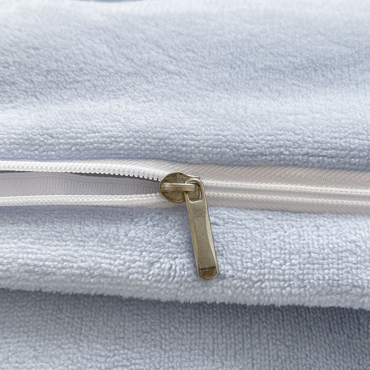 91家纺网 家纺一手货源 找家纺  2025冬季爆款A类加厚牛奶绒四件套保暖双面加绒珊瑚绒重工刺绣被套床单卡通床上用品 萌兔-蓝