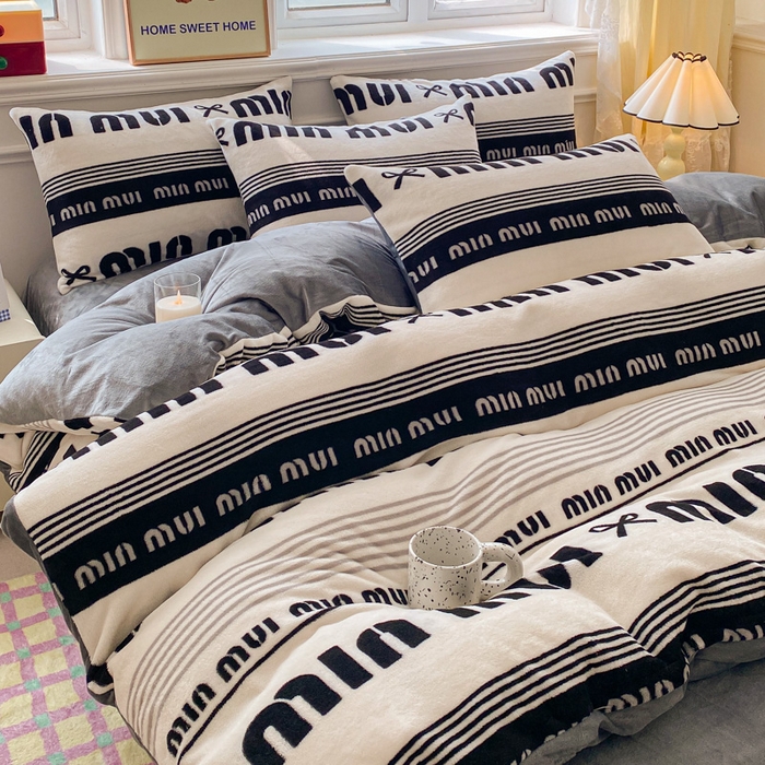 91家纺网 家纺一手货源 找家纺 （总）斯卡诺家纺 2025新款双面牛奶绒跑量款四件套