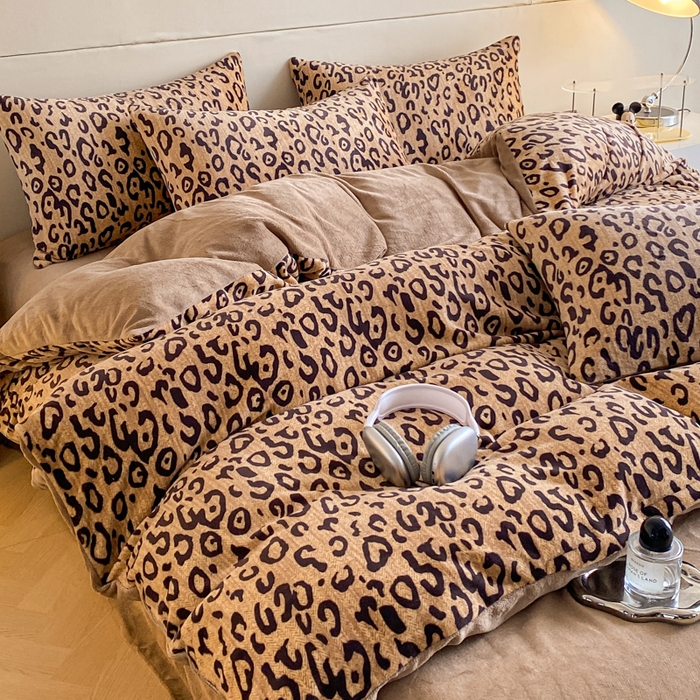 91家纺网 家纺一手货源 找家纺 （总）斯卡诺家纺 2025新款双面牛奶绒跑量款四件套