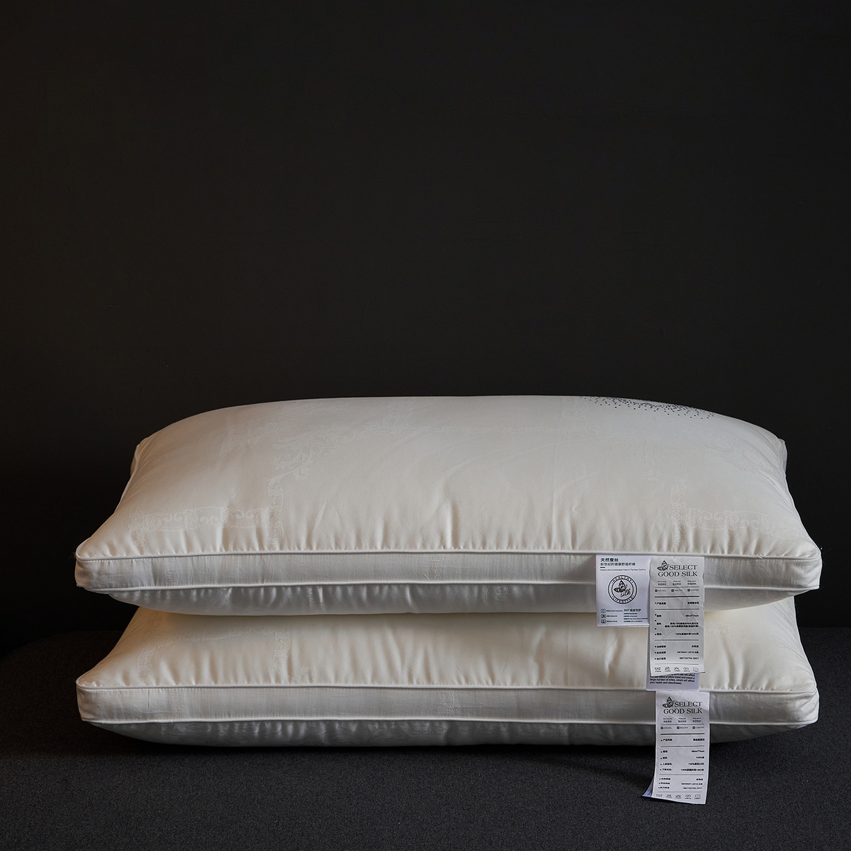 91家纺网 家纺一手货源 找家纺 乐可 2025新款蚕咝亲肤枕 蚕咝亲肤枕-白