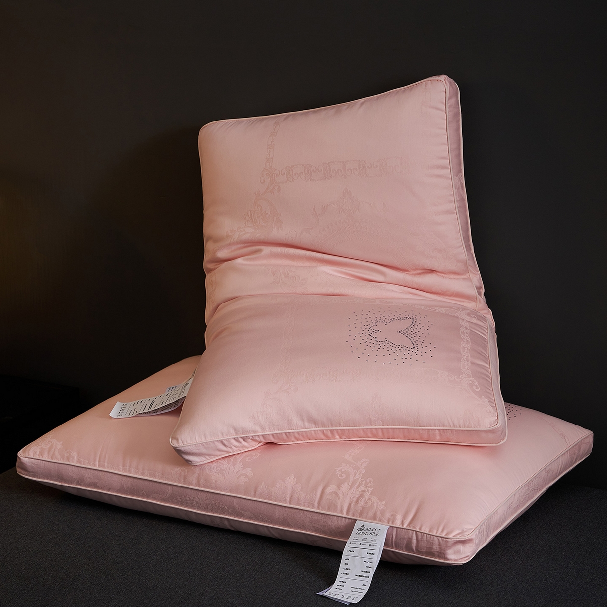 91家纺网 家纺一手货源 找家纺 乐可 2025新款蚕咝亲肤枕 蚕咝亲肤枕-粉