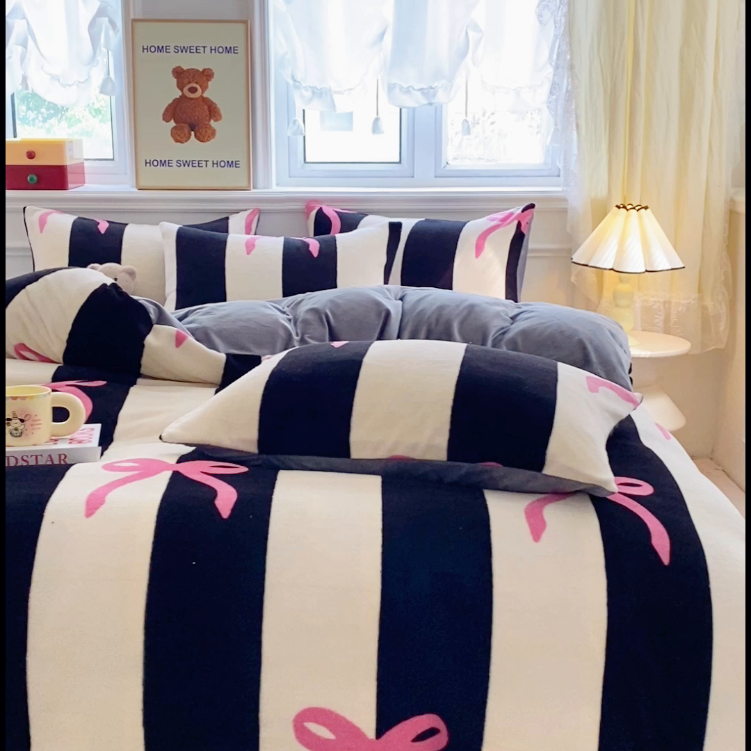 91家纺网 家纺一手货源 找家纺 斯卡诺家纺 2025新款双面牛奶绒跑量款四件套 蝶舞