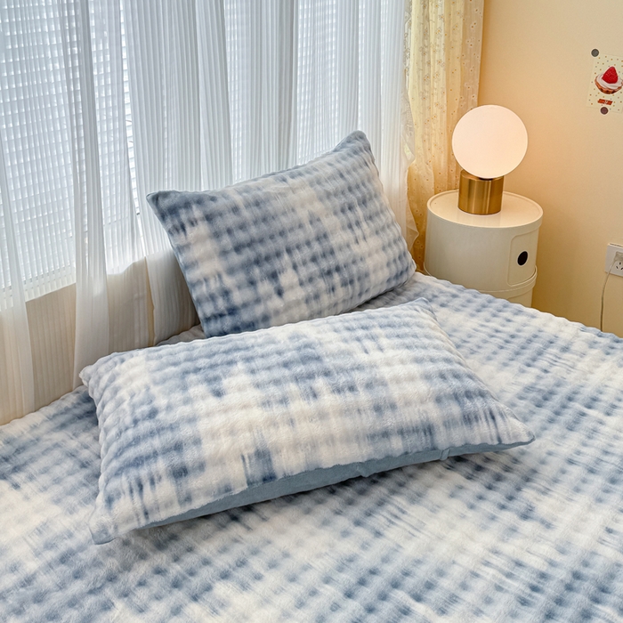 91家纺网 家纺一手货源 找家纺 （总）小叮当家纺仓储工厂店 2025新款大泡泡兔兔牛奶绒单枕套 枕套单件