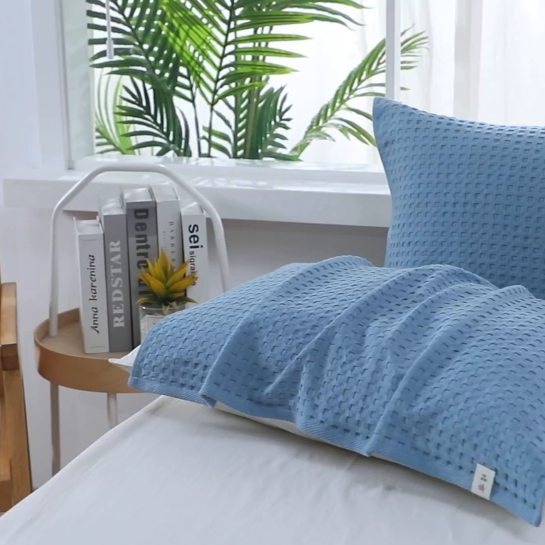 91家纺网 家纺一手货源 找家纺 娇兰毛巾 2025新款7A抗菌全棉华夫格纱布枕巾 蓝色 52cm*82cm/对