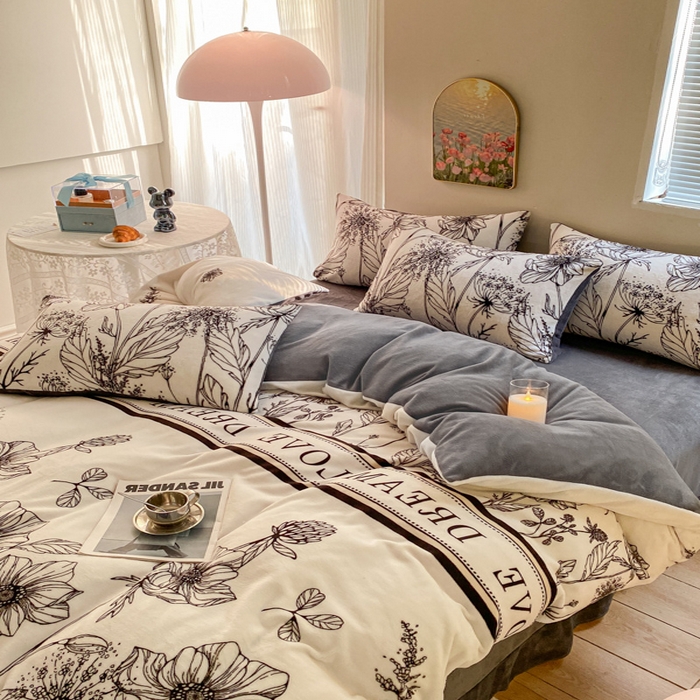 91家纺网 家纺一手货源 找家纺 斯卡诺家纺 2025新款双面牛奶绒跑量款四件套 荷花