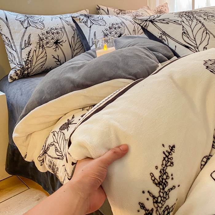 91家纺网 家纺一手货源 找家纺 斯卡诺家纺 2025新款双面牛奶绒跑量款四件套 荷花