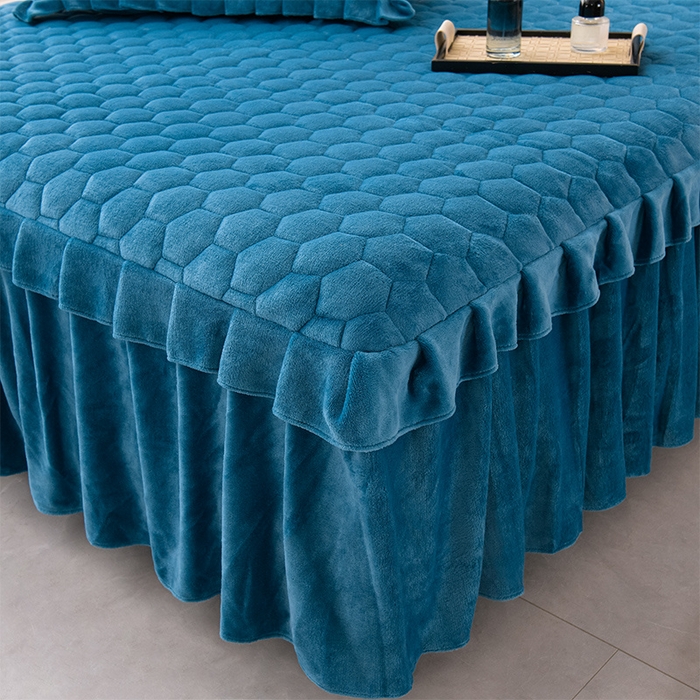 91家纺网 家纺一手货源 找家纺 优家居 2025新款纯色韩版花边牛奶绒夹棉床裙床罩加厚外贸直播 盛世-宝蓝