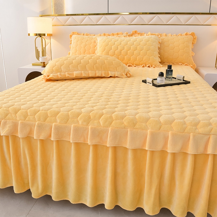 91家纺网 家纺一手货源 找家纺 优家居 2025新款纯色韩版花边牛奶绒夹棉床裙床罩加厚外贸直播 盛世-杏黄