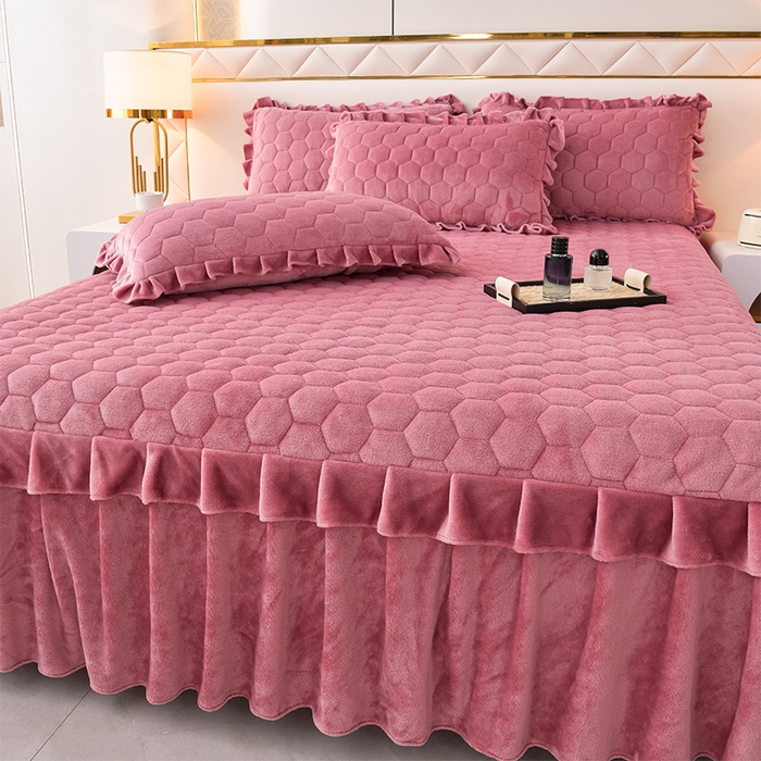 91家纺网 家纺一手货源 找家纺 优家居 2025新款纯色韩版花边牛奶绒夹棉床裙床罩加厚外贸直播 盛世-豆沙