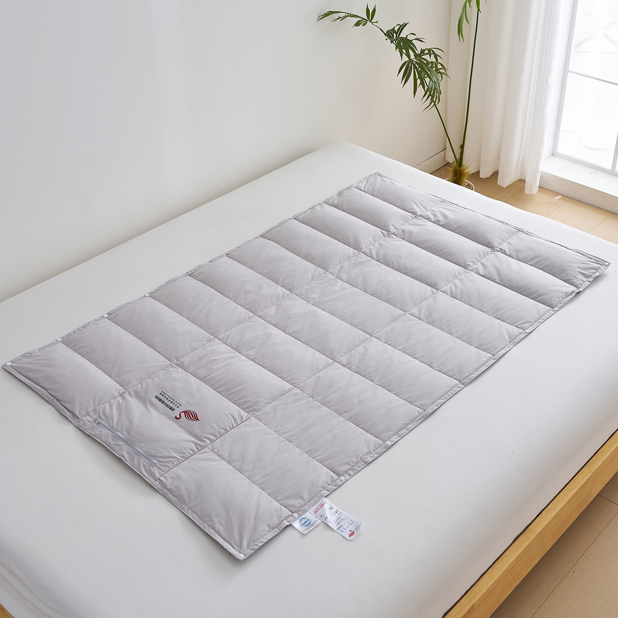 91家纺网 家纺一手货源 找家纺 乐可 2025新款便携多功能鹅绒毯 多功能鹅绒毯-灰