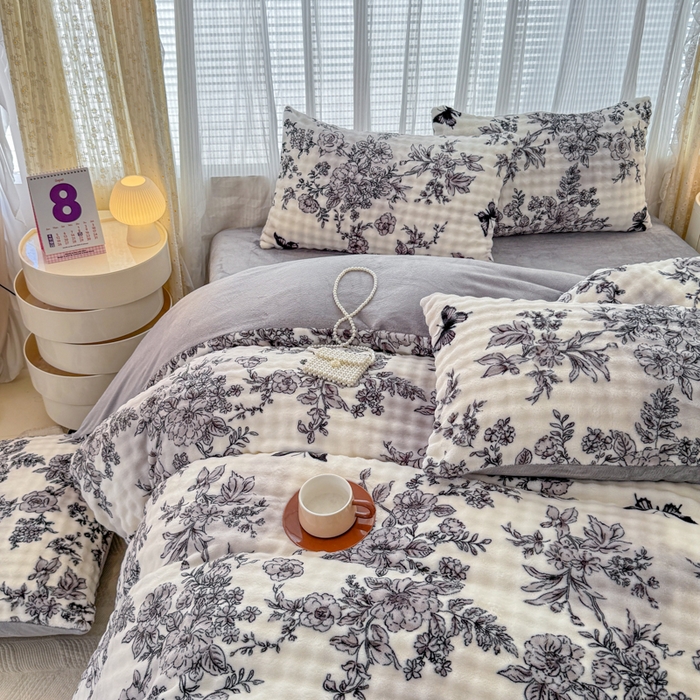 91家纺网 家纺一手货源 找家纺 小叮当家纺仓储工厂店 2025新款印花兔兔绒牛奶绒大泡泡单被套 被套单件 大泡泡-蝶梦花