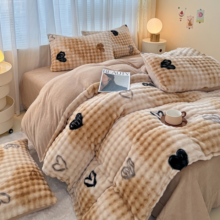 91家纺网 家纺一手货源 找家纺 （总）小叮当家纺仓储工厂店 2025新款印花兔兔绒牛奶绒大泡泡单被套 被套单件