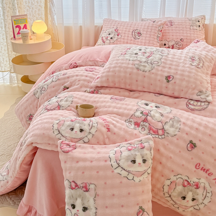 91家纺网 家纺一手货源 找家纺 小叮当家纺仓储工厂店 2025新款印花兔兔绒牛奶绒大泡泡单被套 被套单件 甜心小猫