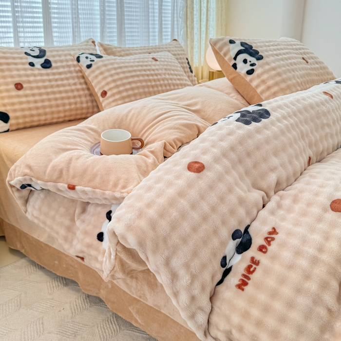 91家纺网 家纺一手货源 找家纺 小叮当家纺仓储工厂店 2025新款印花兔兔绒牛奶绒大泡泡单被套 被套单件 大泡泡-萌宝咖