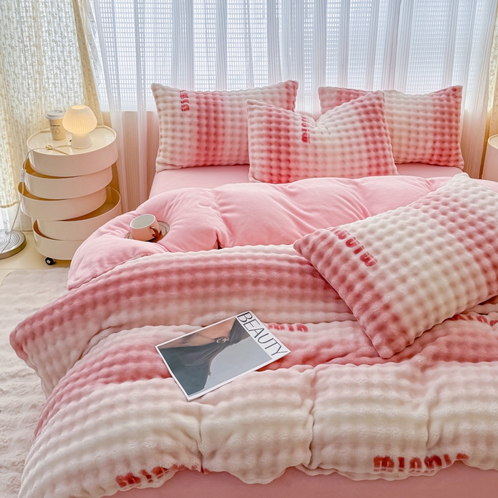 91家纺网 家纺一手货源 找家纺 小叮当家纺仓储工厂店 2025新款印花兔兔绒牛奶绒大泡泡单被套 被套单件 大泡泡-时尚粉